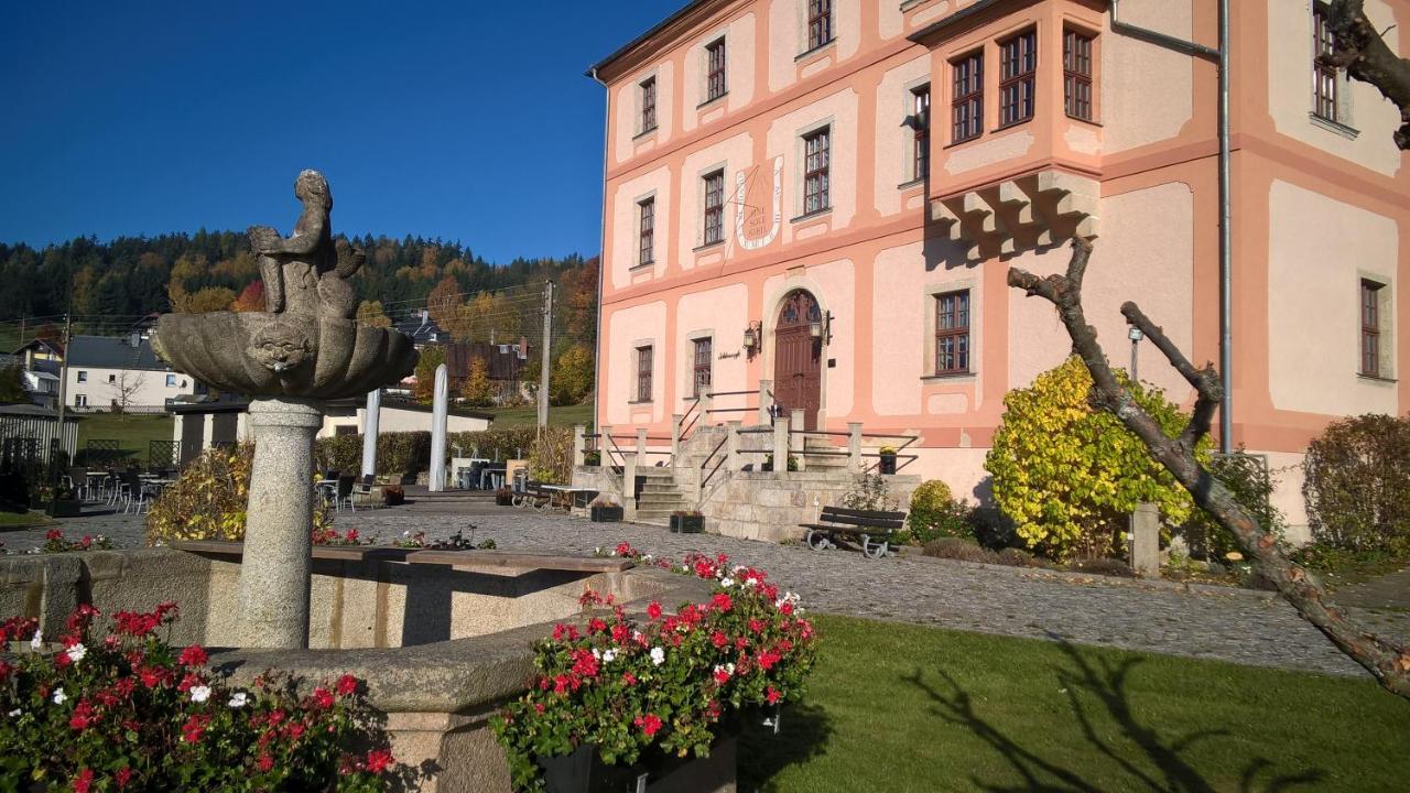 Hotel Garni Schloss Schoenberg Bad Brambach Dış mekan fotoğraf