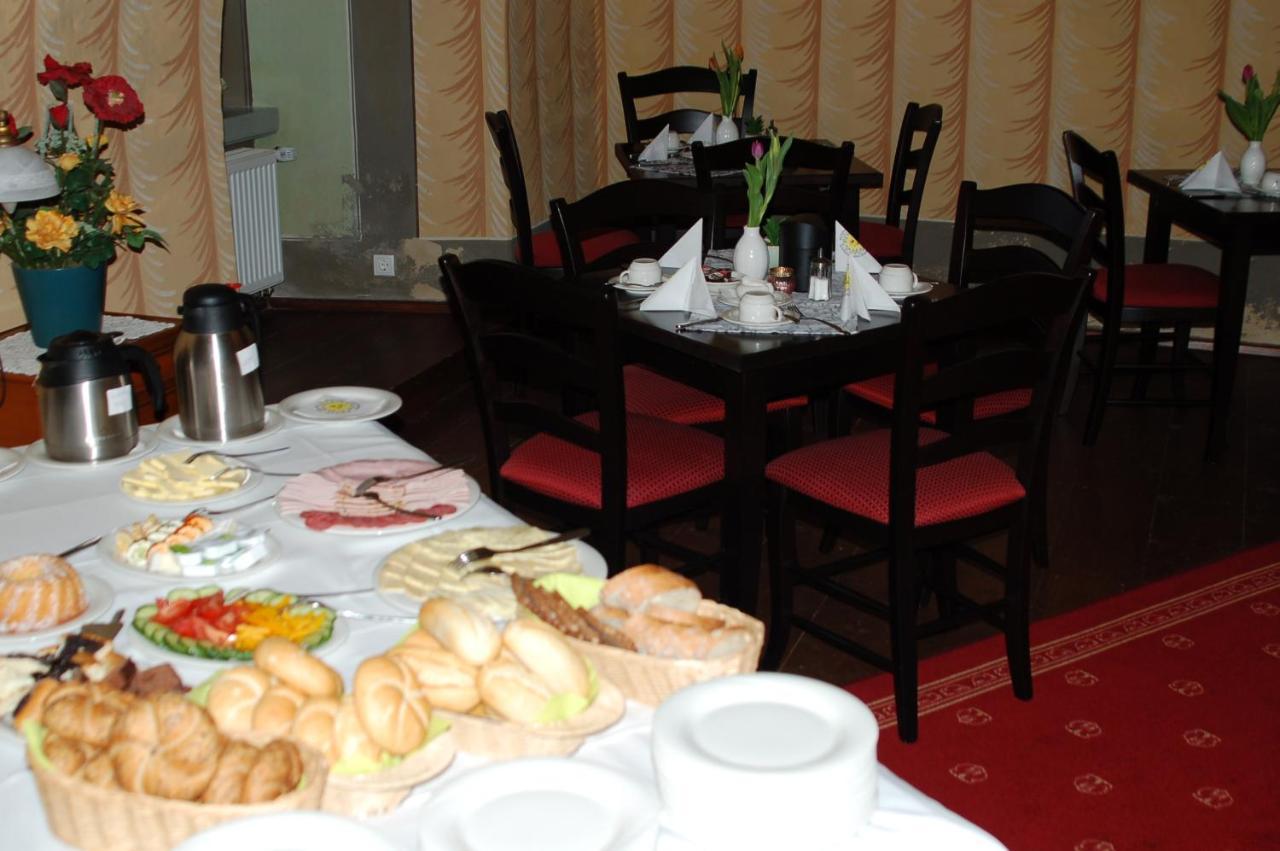 Hotel Garni Schloss Schoenberg Bad Brambach Dış mekan fotoğraf